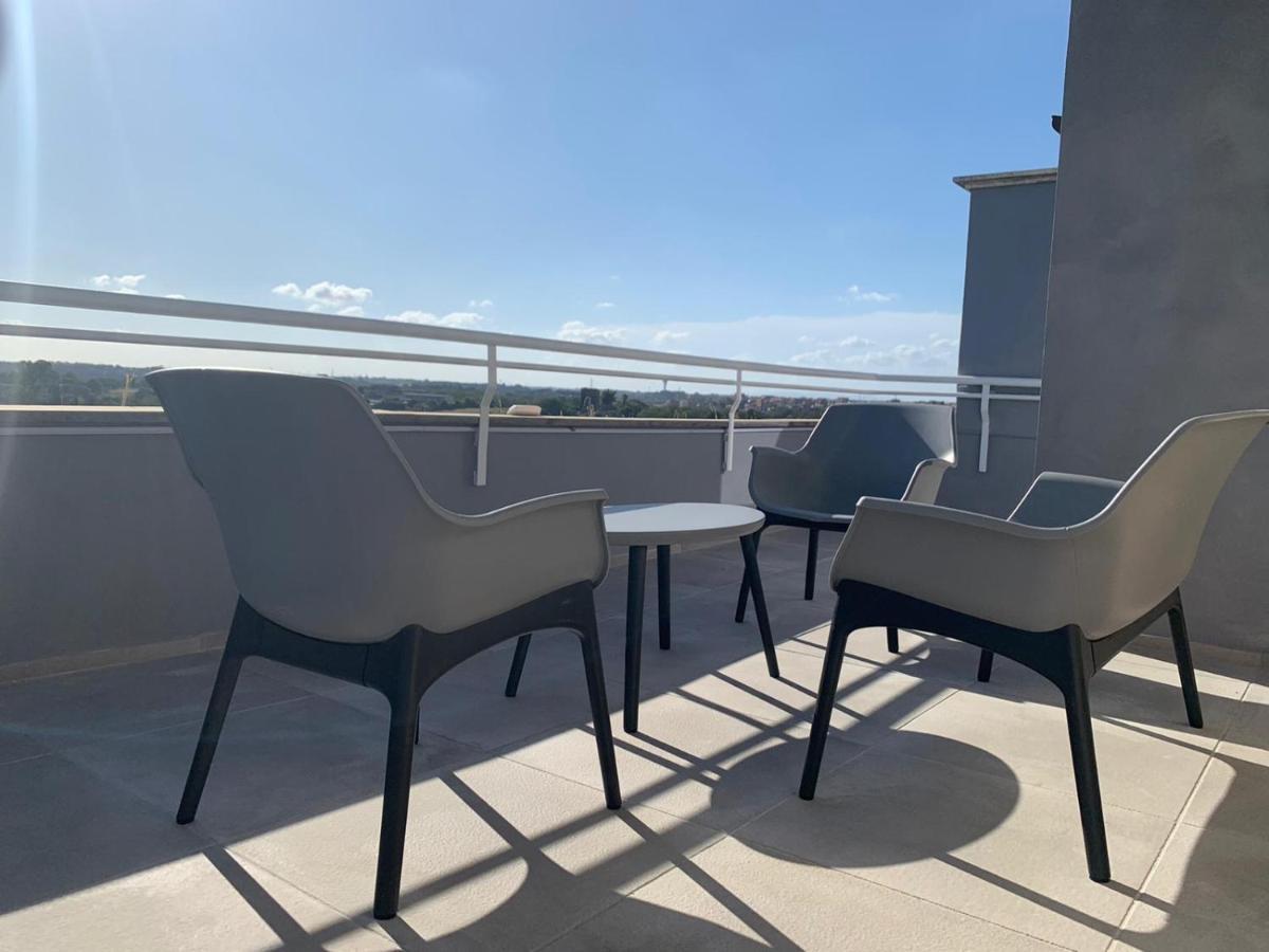 Апартаменти Penthouse Aureliana Attico Con Piscina A Roma Екстер'єр фото